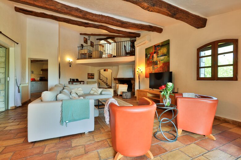 The Hideaways Club - La Retraite - Le Rouret, France
