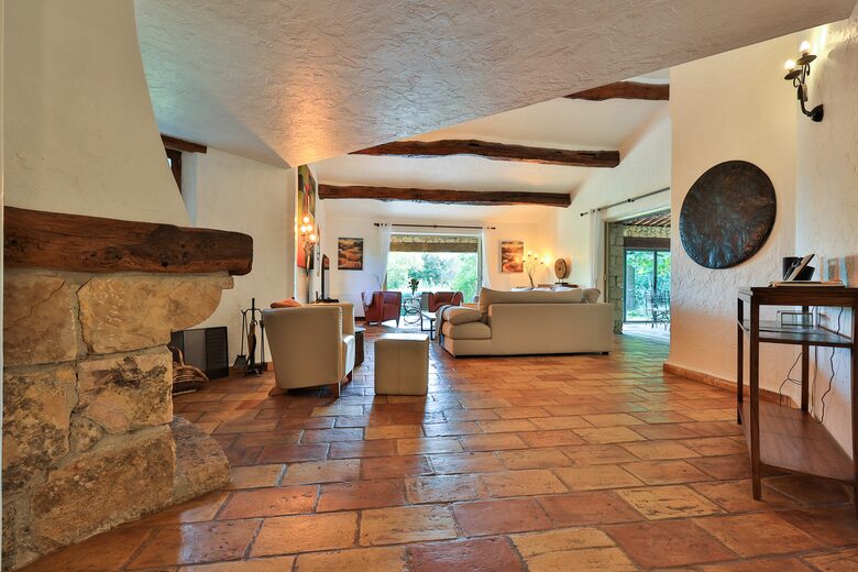The Hideaways Club - La Retraite - Le Rouret, France
