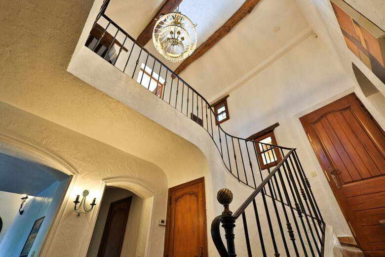 The Hideaways Club - La Retraite - Le Rouret, France
