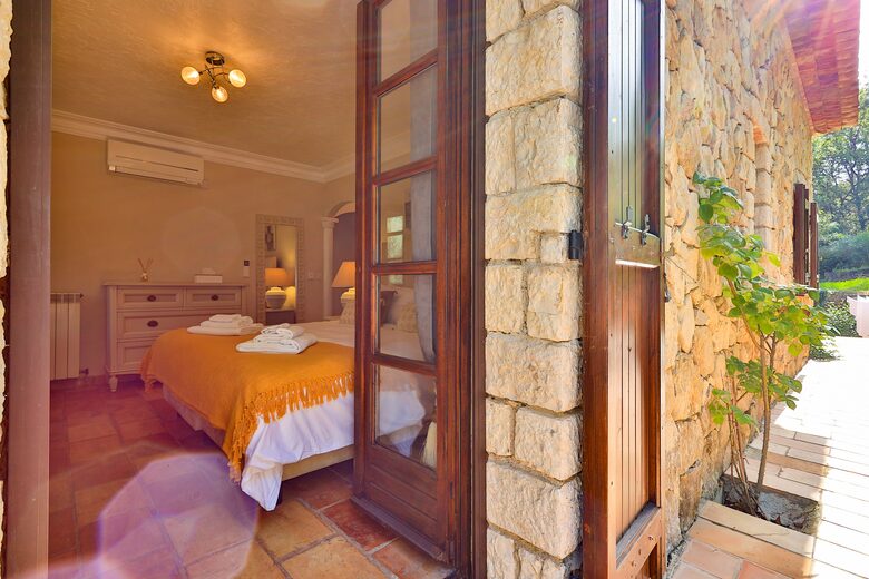 The Hideaways Club - La Retraite - Le Rouret, France