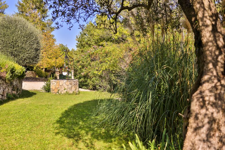 The Hideaways Club - La Retraite - Le Rouret, France