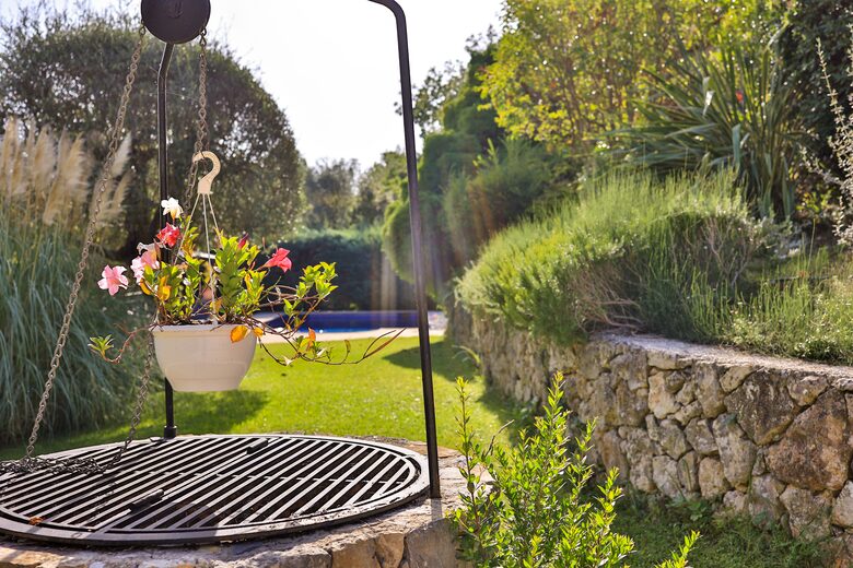 The Hideaways Club - La Retraite - Le Rouret, France