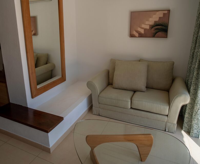 The Hideaways Club - Villa La Solana - Es Cubells, Spain