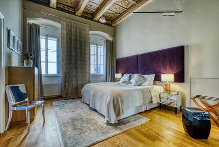 The Hideaways Club - Mala Strana - Prague, Czechia