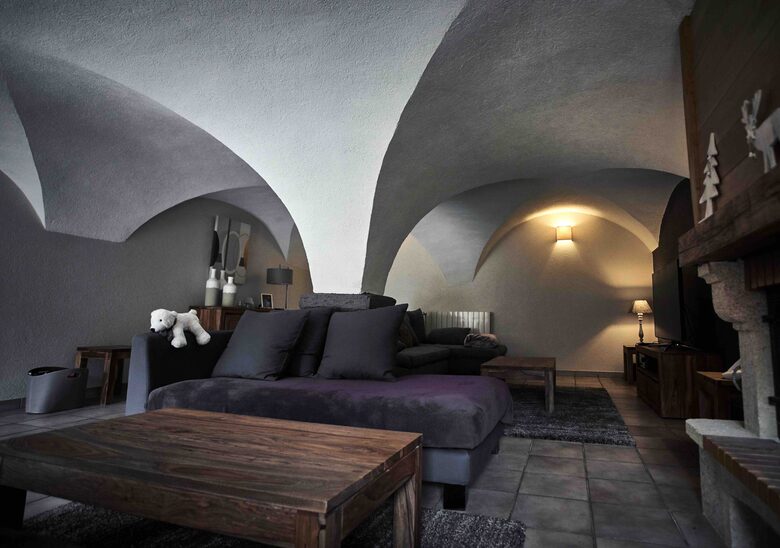 The Redwoods Mountain Lodge & Spa - La Salette-Fallavaux, France