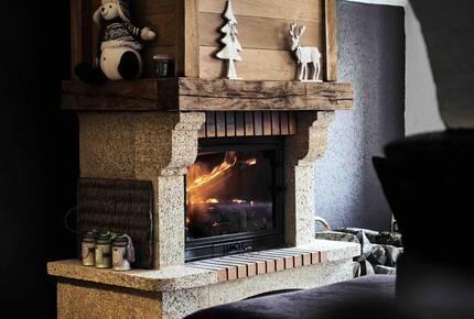 The Redwoods Mountain Lodge & Spa - La Salette-Fallavaux, France