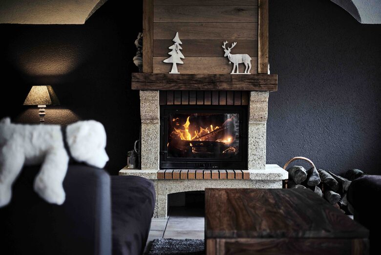The Redwoods Mountain Lodge & Spa - La Salette-Fallavaux, France