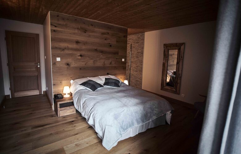 The Redwoods Mountain Lodge & Spa - La Salette-Fallavaux, France