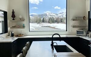 Modern Mountain Park City Getaway - Park City, Utah