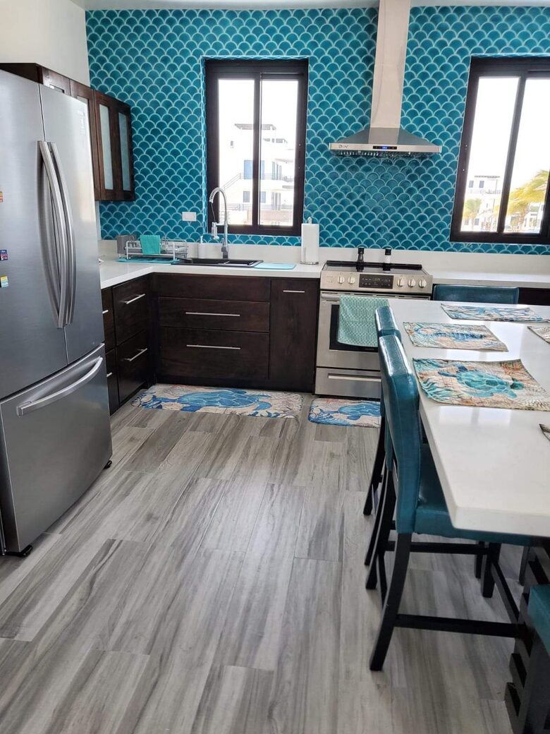Caye Caulker Beachfront Retreat - Caye Caulker, Belize