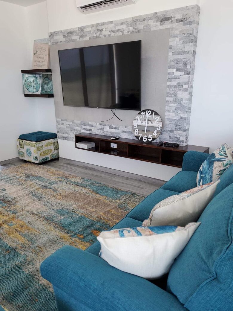 Caye Caulker Beachfront Retreat - Caye Caulker, Belize