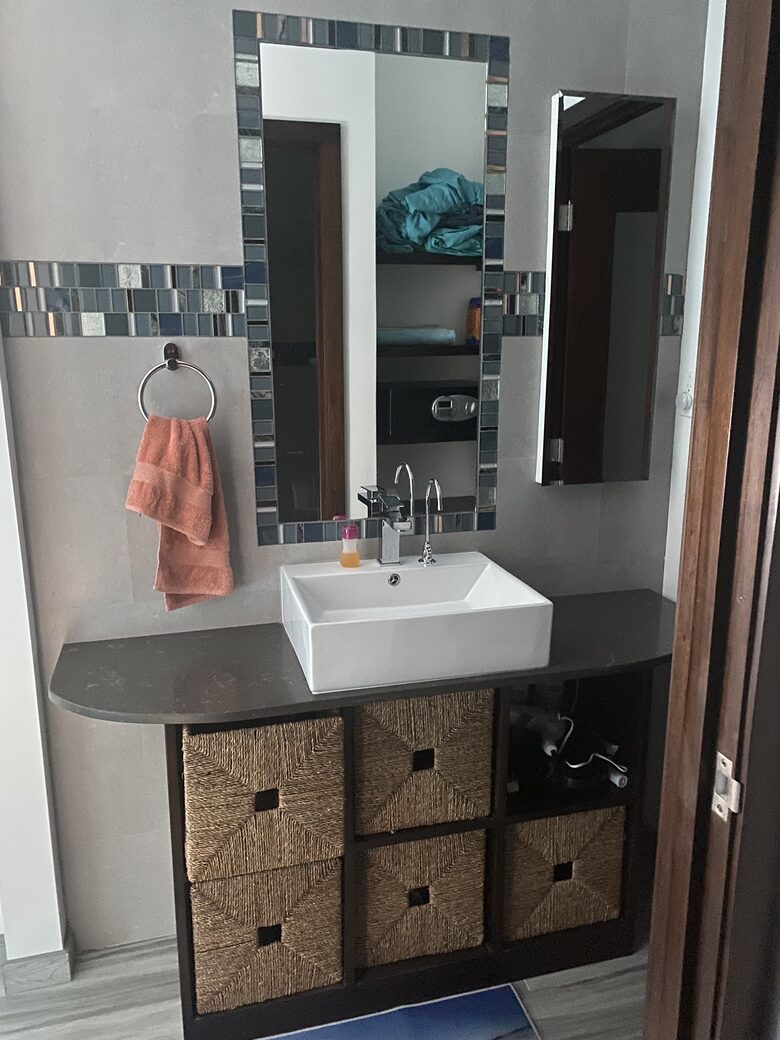 Caye Caulker Beachfront Retreat - Caye Caulker, Belize