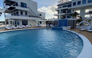 Caye Caulker Beachfront Retreat - Caye Caulker, Belize