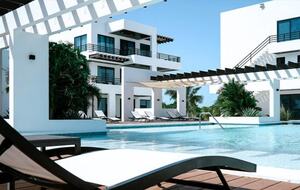 Caye Caulker Beachfront Retreat - Caye Caulker, Belize