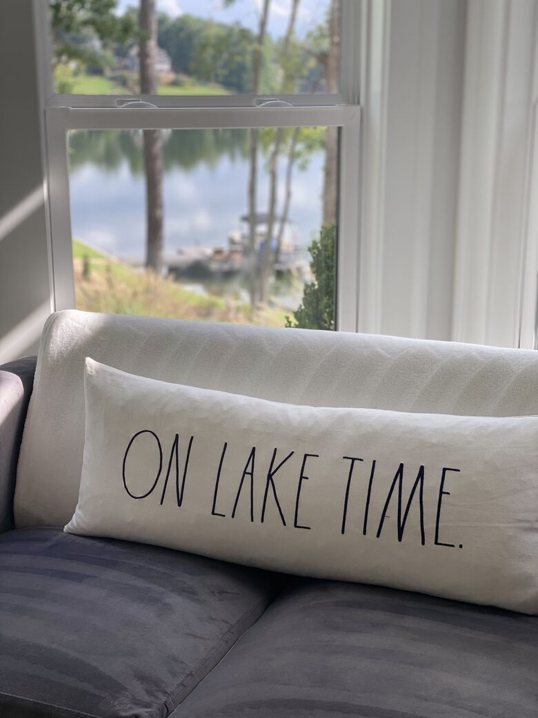 Lakefront Getaway - Newnan, Georgia