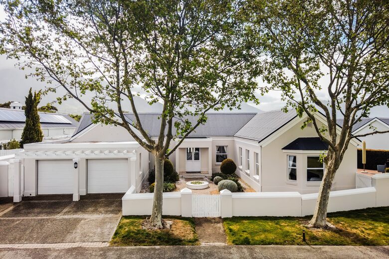 The Hideaways Club - Villa Steenberg - Cape Town, South Africa