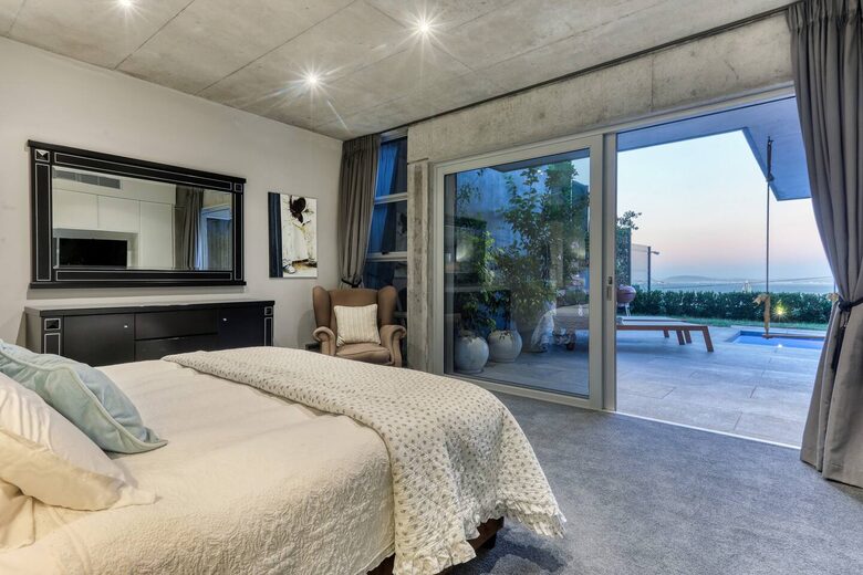 Majestic Skye Villa - Cape Town, South Africa