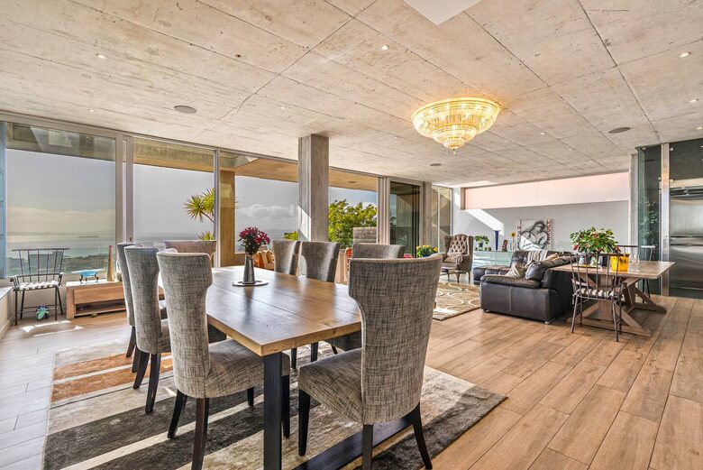 Majestic Skye Villa - Cape Town, South Africa