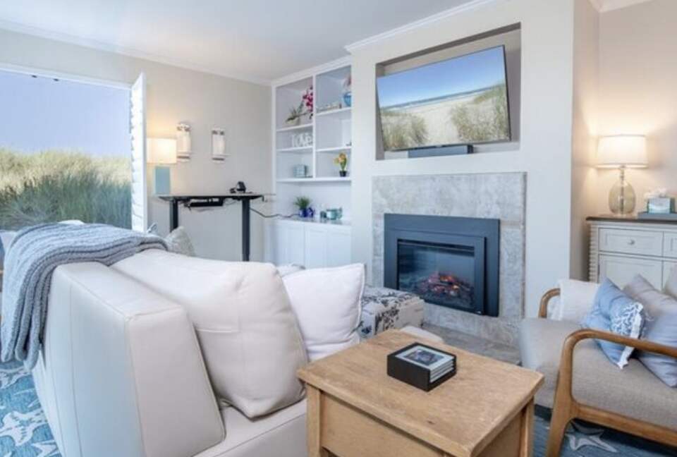 Pajaro Dunes Resort Oceanfront Condo - Watsonville, California