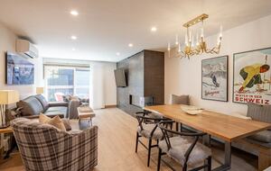 Top-floor Corner Aspen Retreat in the Core - Aspen, Colorado