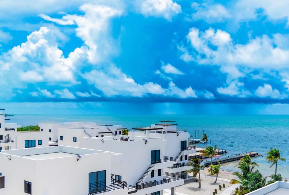 Oceanfront 5-Bedroom Penthouse at BluZen Resort, Caye Caulker - Caye Caulker, Belize