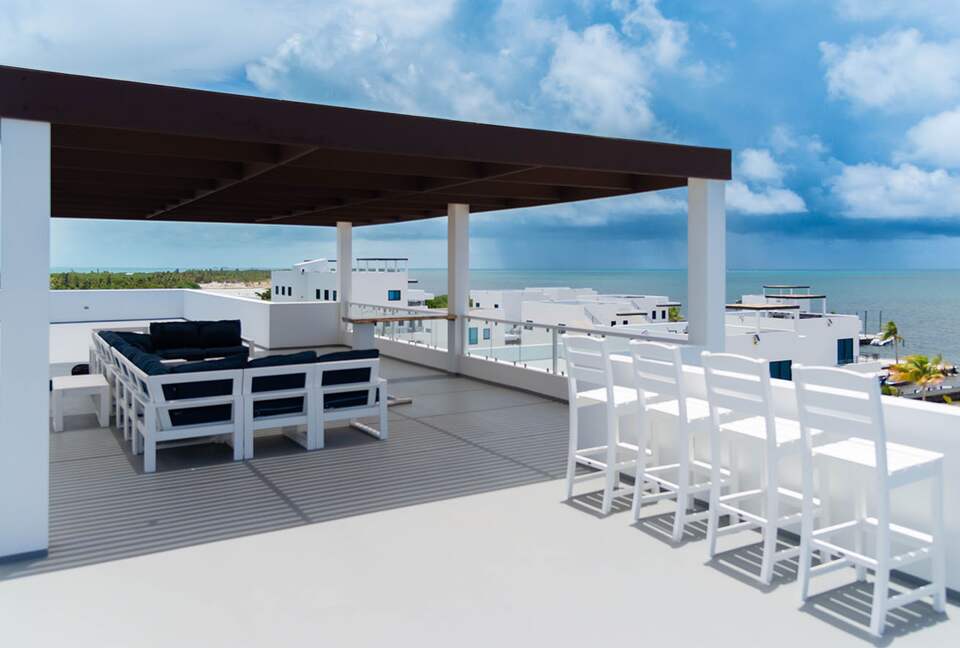 Oceanfront 5-Bedroom Penthouse at BluZen Resort, Caye Caulker - Caye Caulker, Belize
