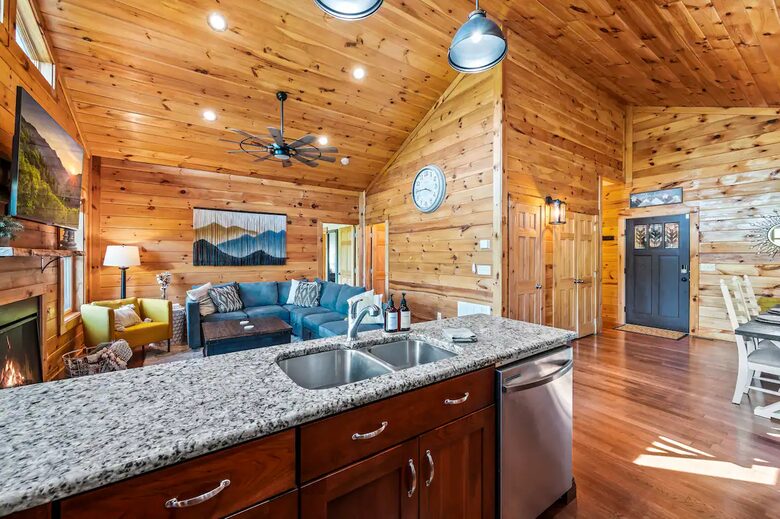 Mountain Escape in Heart of Maggie Valley - Maggie Valley, North Carolina