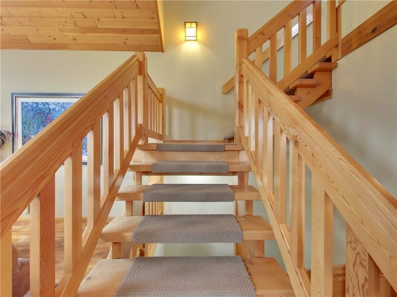 Canmore Cozy Mountain Cabin - Canmore, Canada