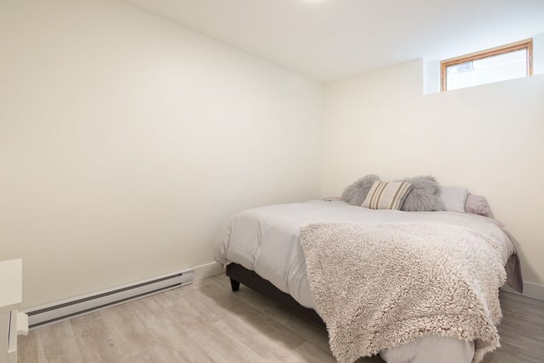 Basement Suite Bedroom 2 (King)