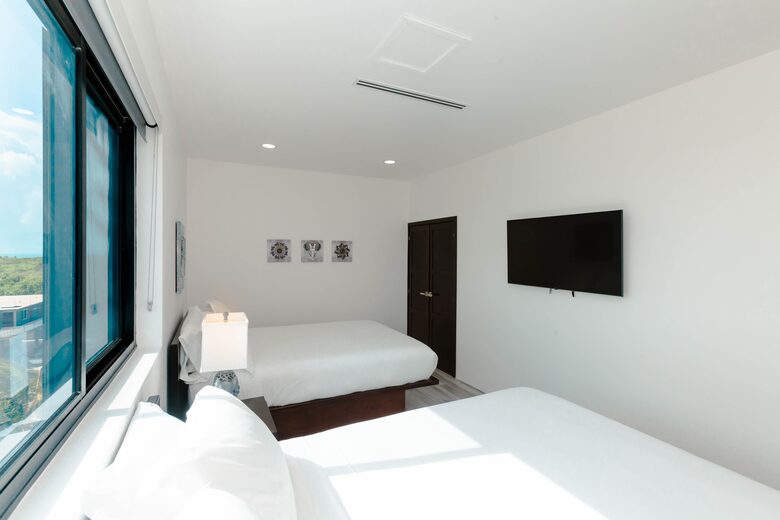 Oceanfront 5-Bedroom Penthouse at BluZen Resort, Caye Caulker - Caye Caulker, Belize