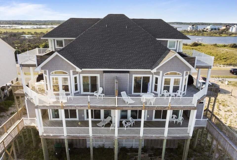 Terrific Topsail Townhome - North Topsail Beach, North Carolina