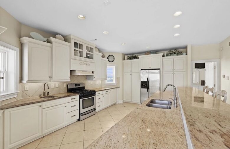 Terrific Topsail Townhome 2 - North Topsail Beach, North Carolina