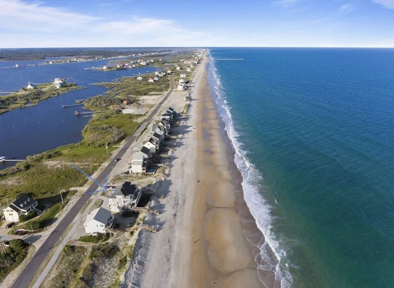 Terrific Topsail Townhome 2 - North Topsail Beach, North Carolina