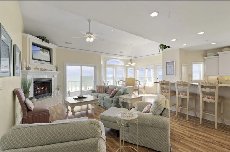 Terrific Topsail Townhome 2 - North Topsail Beach, North Carolina