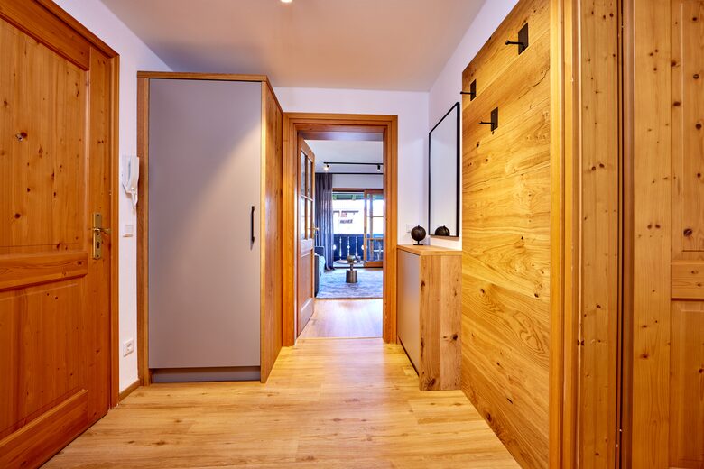 Majestic Mountain Town Retreat “Berghupferl” - Garmisch-Partenkirchen, Germany