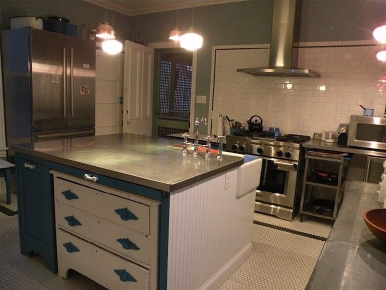 Oceanfront Home on Best Block in Cape May - Cape May, New Jersey