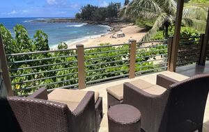 White Sand Beach Front Retreat - Haleiwa, Hawaii