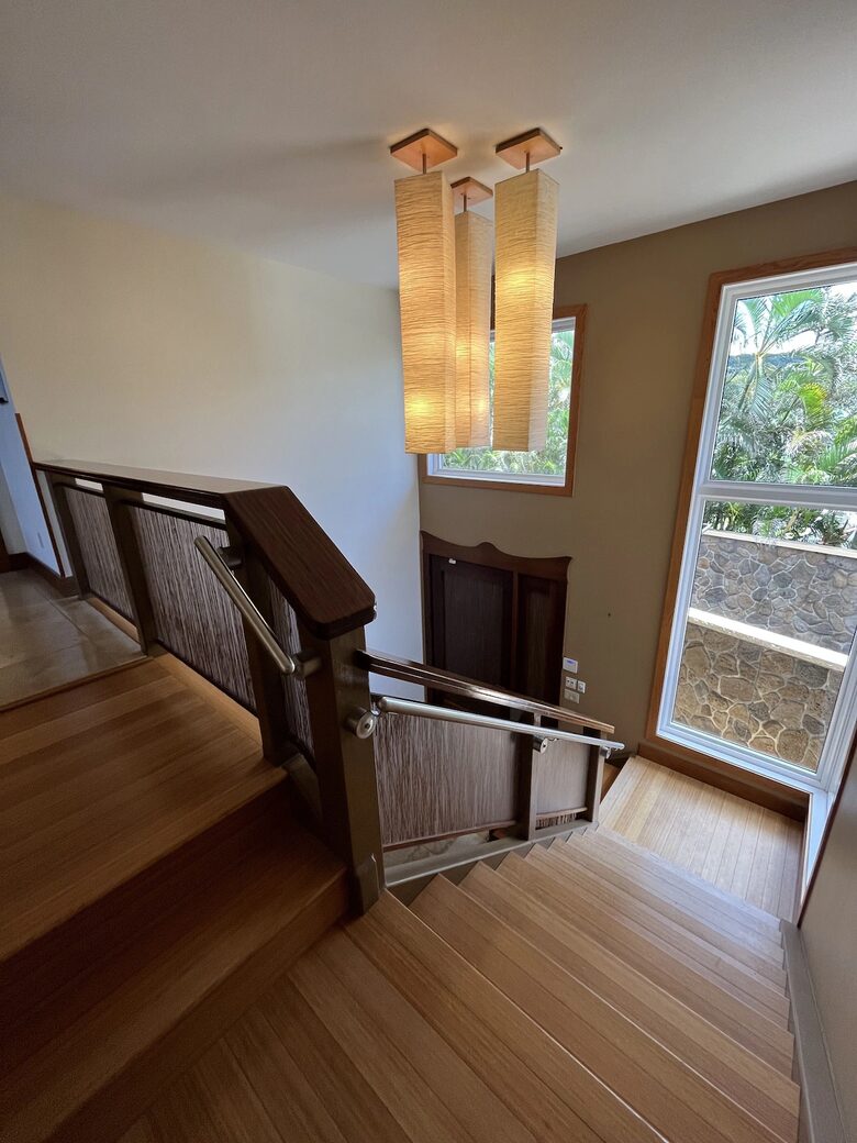 White Sand Beach Front Retreat - Haleiwa, Hawaii