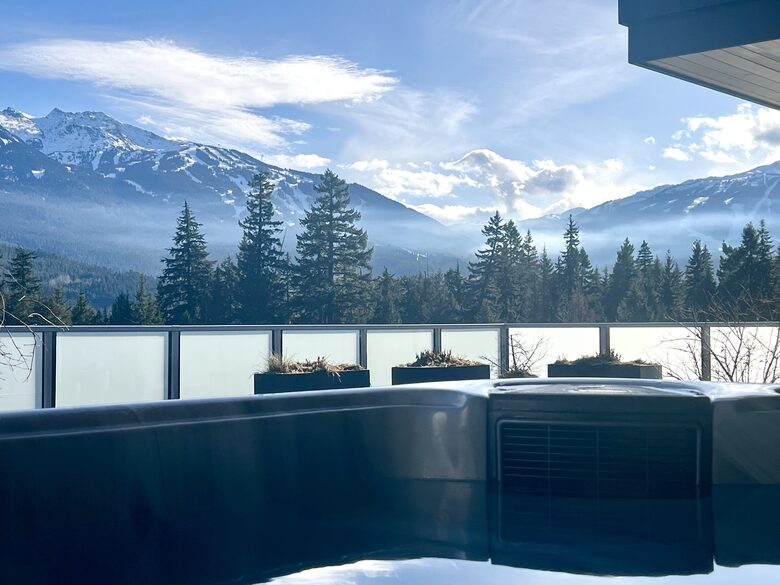 Whistler Home 180° Mountain Views - Whistler, Canada