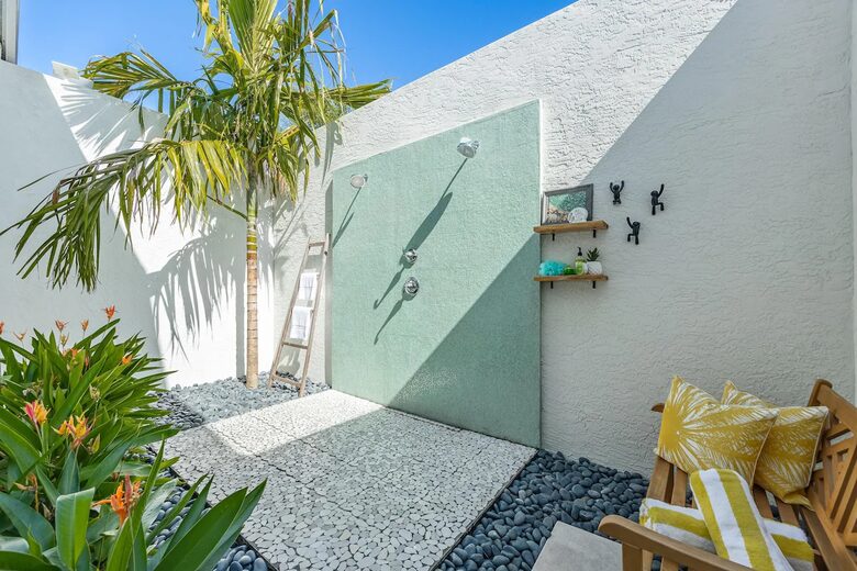 Resort Style Retreat | Gulf Access, Heated Pool & Spa, Boat Dock, Private Beach, Tiki Hut - Cape Coral, Florida