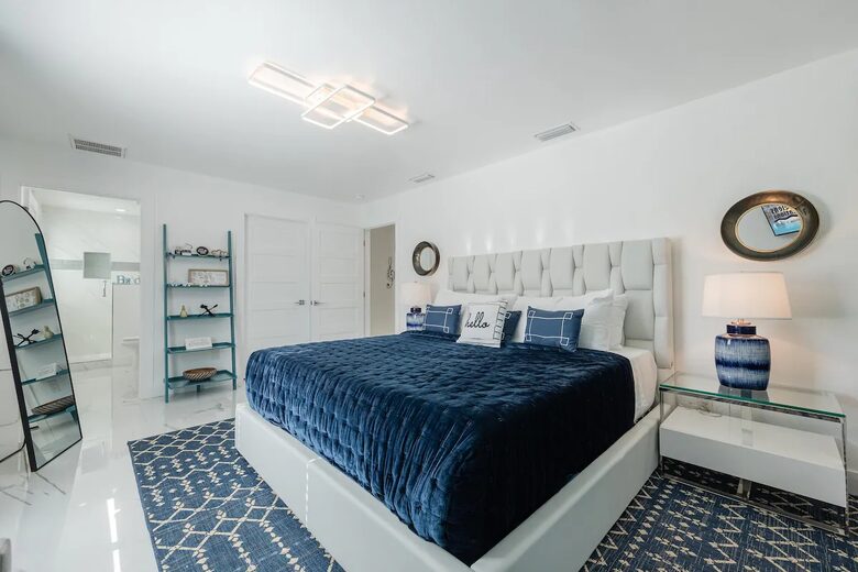 Resort Style Retreat | Gulf Access, Heated Pool & Spa, Boat Dock, Private Beach, Tiki Hut - Cape Coral, Florida