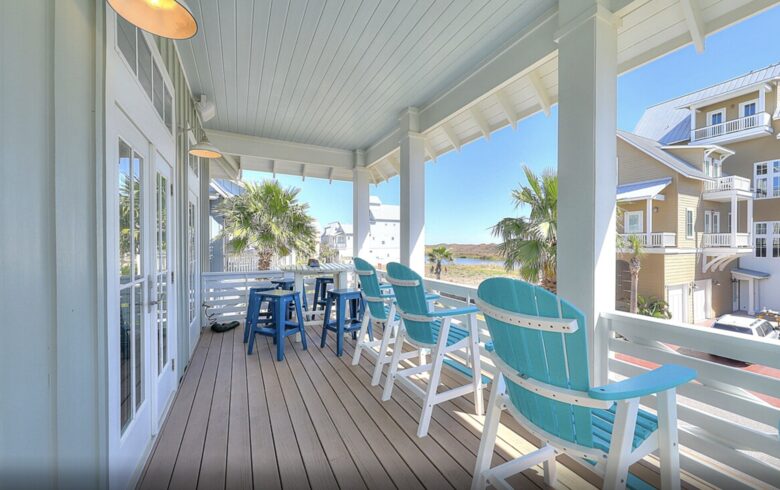 Kokomo J’s Shangri-La by the Sea - Port Aransas, Texas