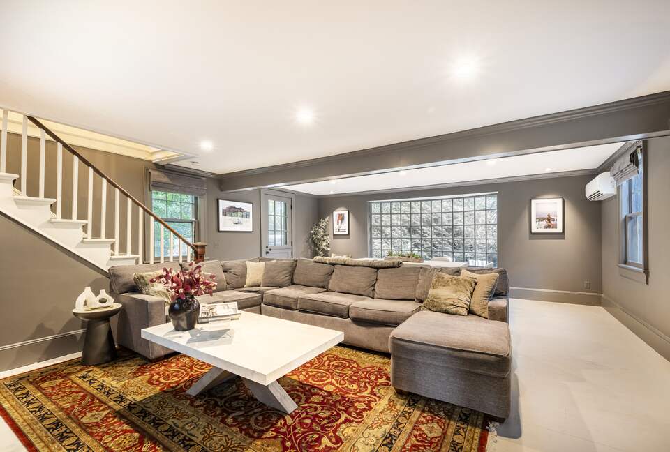 Exquisite Bedford Luxe Retreat - Bedford, New York