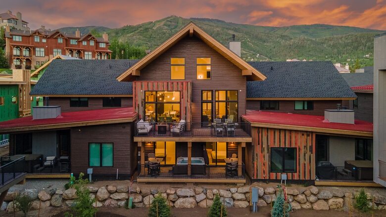 Uptown House - Moving Mountains - Steamboat Springs, Colorado