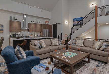 Uptown House - Moving Mountains - Steamboat Springs, Colorado