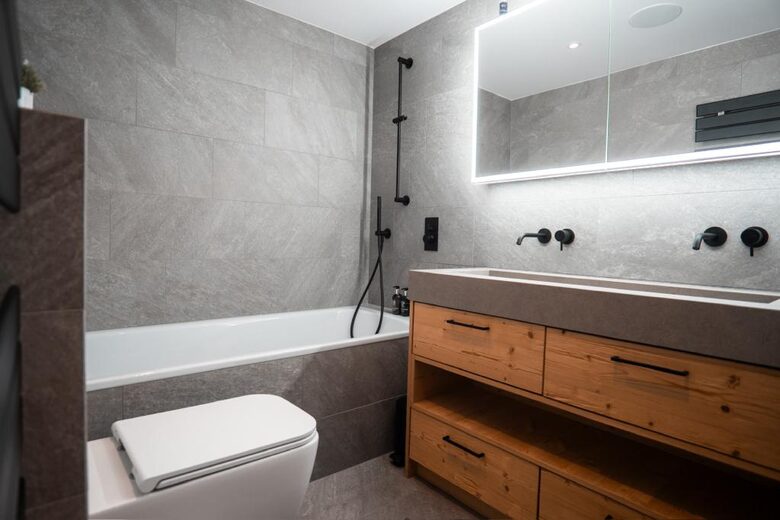 Alpine 2 Bedroom Apartment - Verbier, Switzerland
