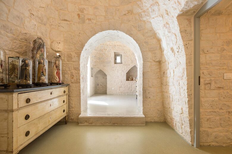 Stella del monte - Cisternino, Italy