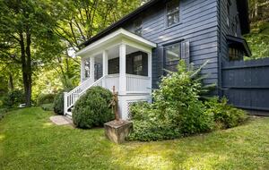 Exquisite Bedford Luxe Retreat - Bedford, New York