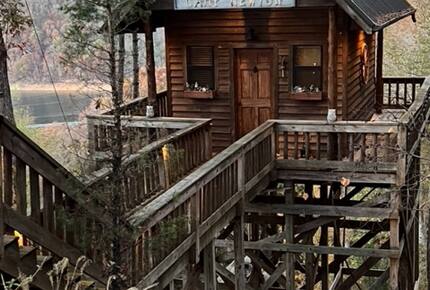 Center Hill Lake Cabin - Sparta, Tennessee