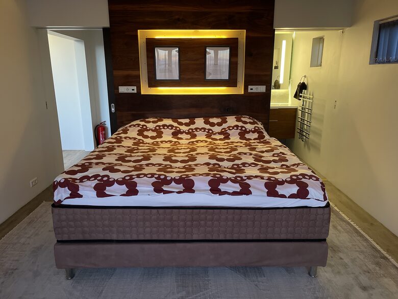 Luxury Icelandic Villa - Mosfellsbaer, Iceland